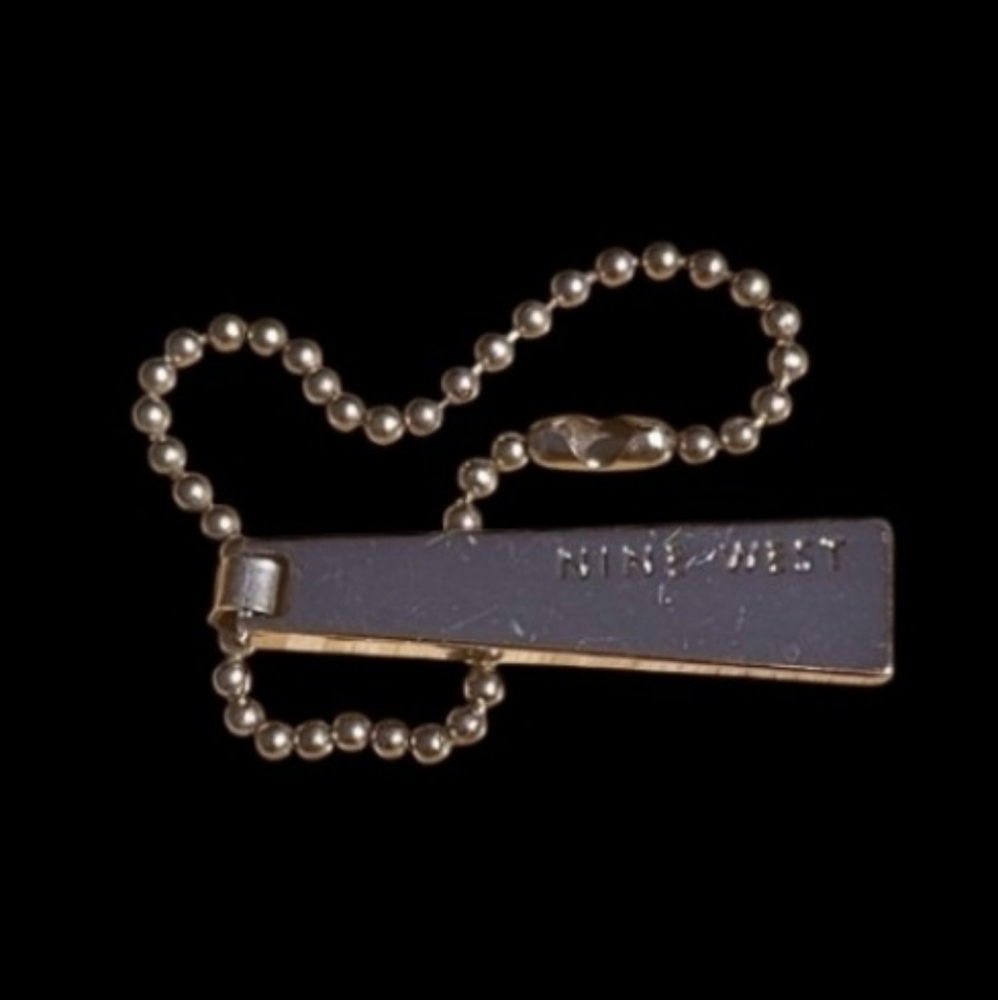 CHOOSE ONE! Michael Kors, FOSSIL;TEGNILLO;TYLER RODAN;  BAG CHARMS / KEYCHAINS - Picture 3 of 7